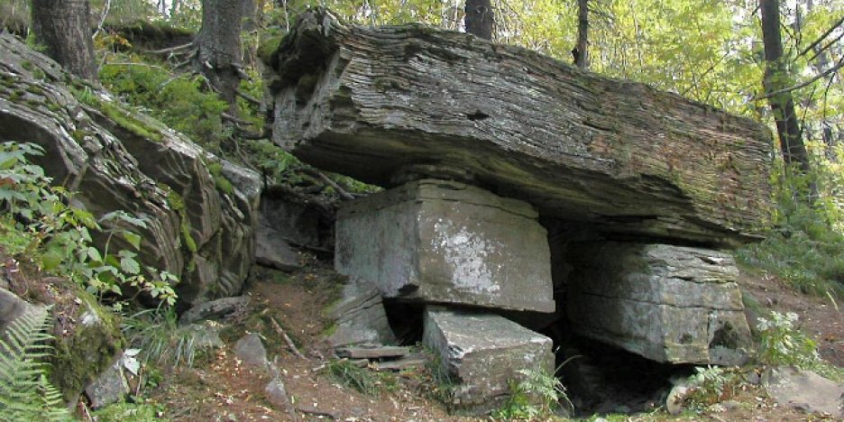 Skály na vrcholu